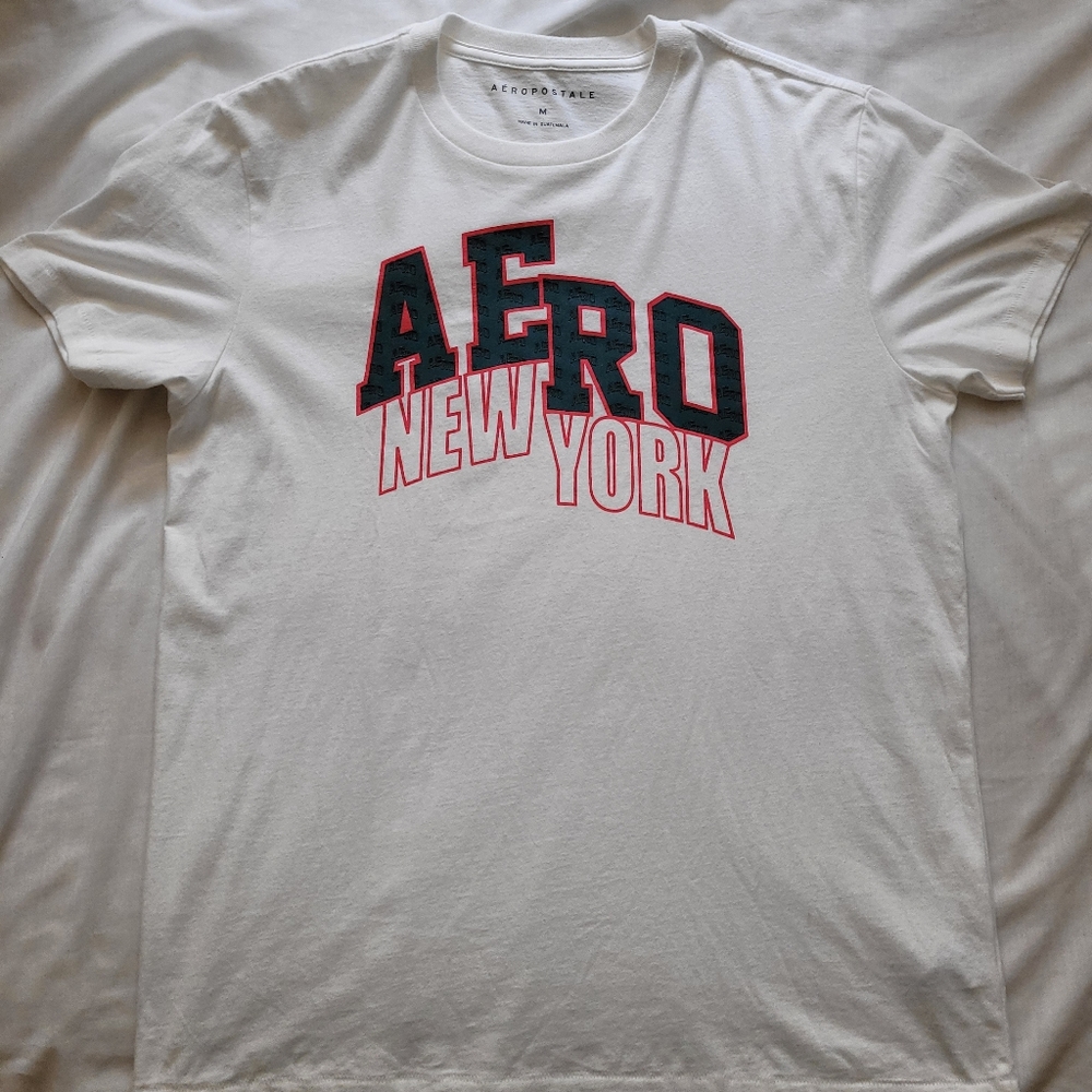 M - Aeropostale logo white shirt